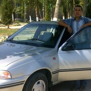  ,  Farruh, 48