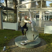  ,   Sravi, 73 ,   ,   