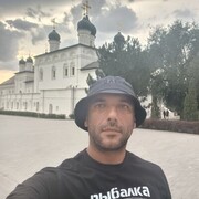  ,  Muslim, 39