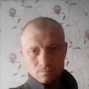  ,   Denis, 40 ,  
