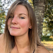  Soho,   Karine, 35 ,   ,   