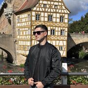  ,   Artem, 33 ,   , 