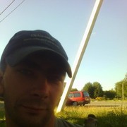  ,  ANDREI, 32