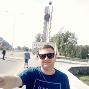  ,   Maks, 42 ,   ,   , c 