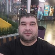  ,  Dagger, 37