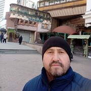  ,   Ali, 40 ,   ,   