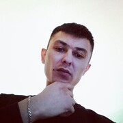  ,  Ruslan, 32