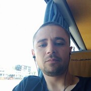  ,  Serega, 35