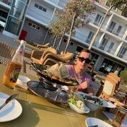  ,   Alan, 27 ,   ,   