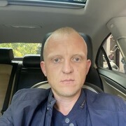  ,  Viktor, 39