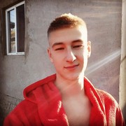  ,   Tomas, 25 ,  