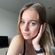  , 