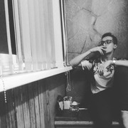  ,   Aleksandr, 25 ,  