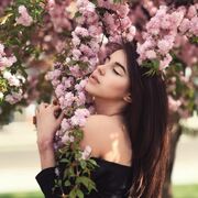  ,  Olena, 29