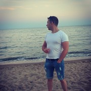  ,   DOminic, 39 ,  