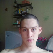  ,   Viktor, 35 ,  