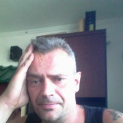  ,  Viktor, 50