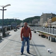  ,   Yuran, 52 ,     , c 