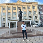  ,  Sherzod, 28