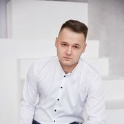  Loretto,  Oleg, 24