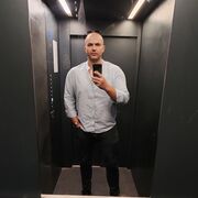  ,  Konstantin, 33
