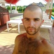  ,   Artur, 30 ,   ,   , c 