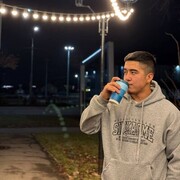  ,  Axi, 22
