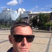 ,   Igor, 42 ,   