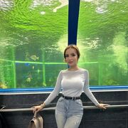  , 