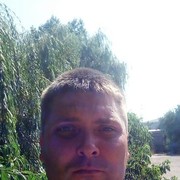  ,   Sergey, 40 ,   
