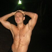  ,  Artur, 36