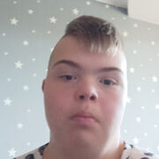  ,  Andzej, 25