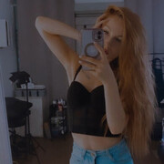  , 