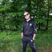  ,  Max, 35