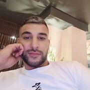  ,   Taron, 33 ,   ,   