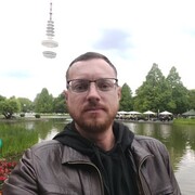  ,   Denis, 33 ,   ,   