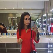  ,   Anya, 29 ,   c 