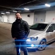  ,  Alex, 40