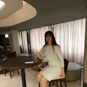  ,   Lara, 42 ,   