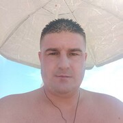  ,  Vitalie, 32
