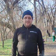  ,  Victor, 40