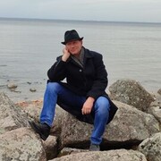  ,   Aleks, 51 ,   ,   