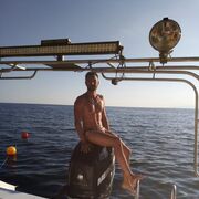  ,   Leo, 30 ,     , c , 