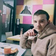  ,   Yury, 38 ,   ,   , c , 