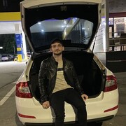  ,   Anatol, 24 ,     