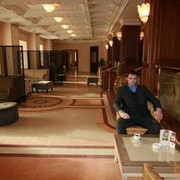  ,   Mies, 42 ,   , 