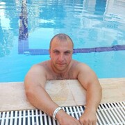  ,  Urij, 35