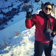  ,  Bekzod, 33