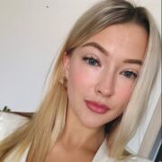  , 