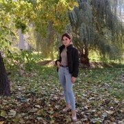  ,  Yana, 29
